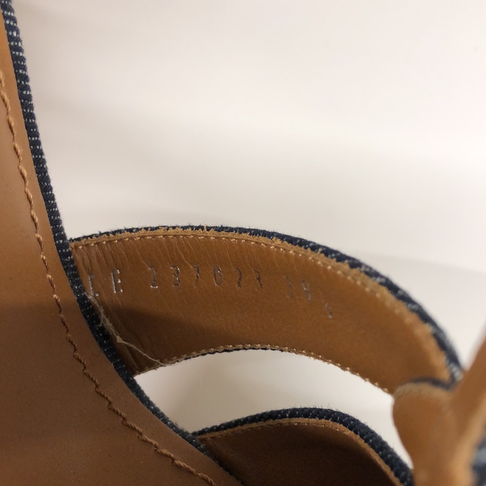 🍒HPx3🍒 Yves Saint lauren Tribute Sandals - Picture 5 of 8